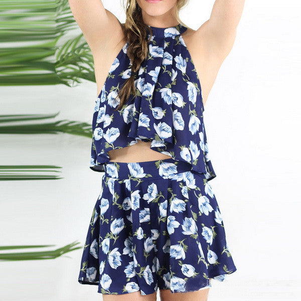 Benita - Two Piece Floral Printed High Neck Crop Tops+ Pleated Shorts